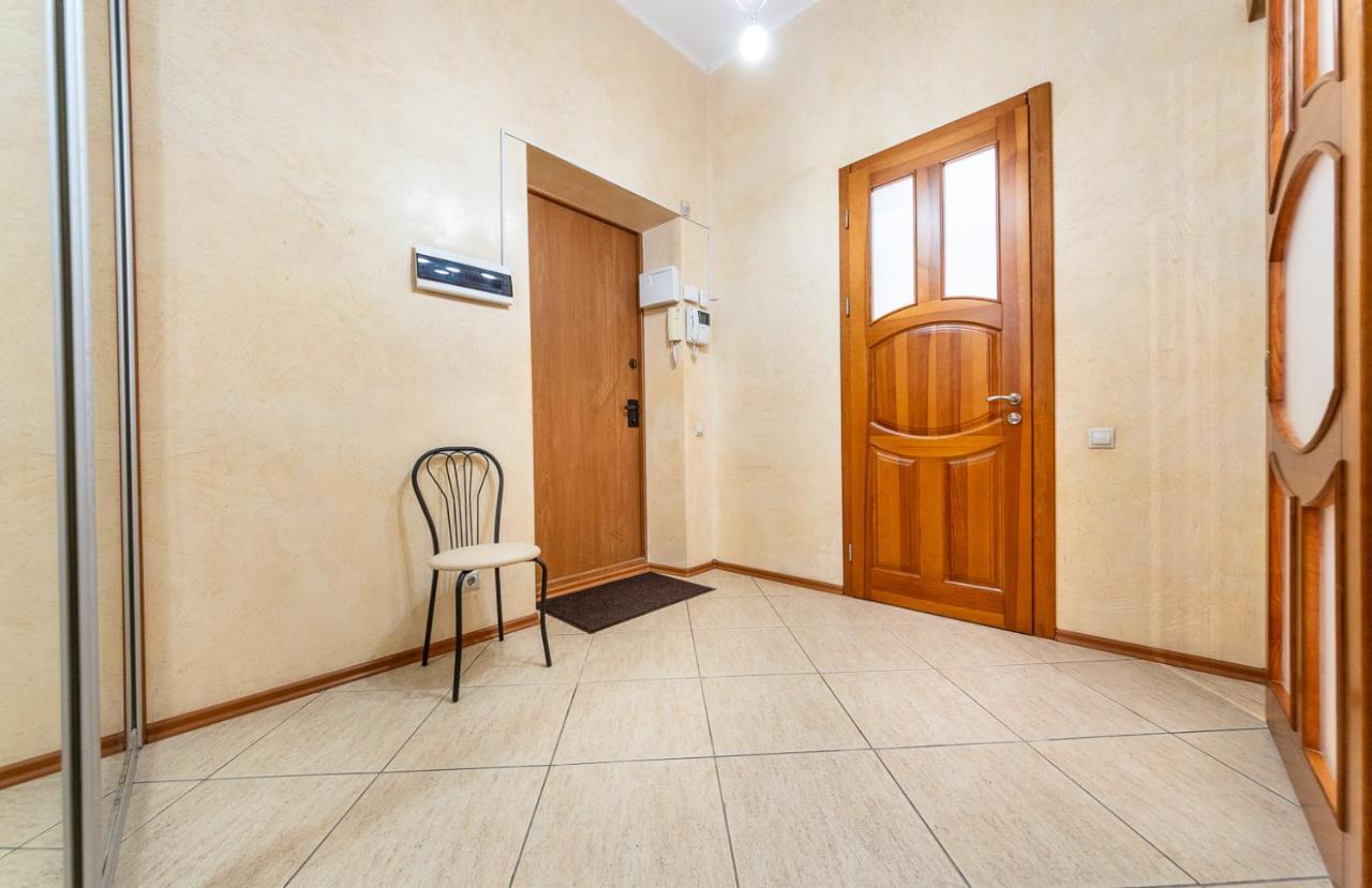 Apartments On Besarabka كييف المظهر الخارجي الصورة