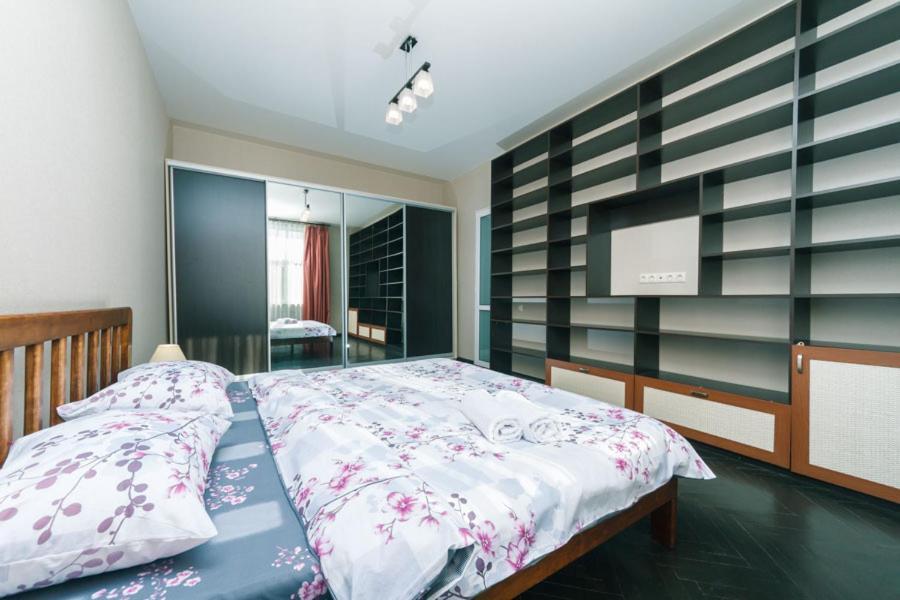 Apartments On Besarabka كييف المظهر الخارجي الصورة